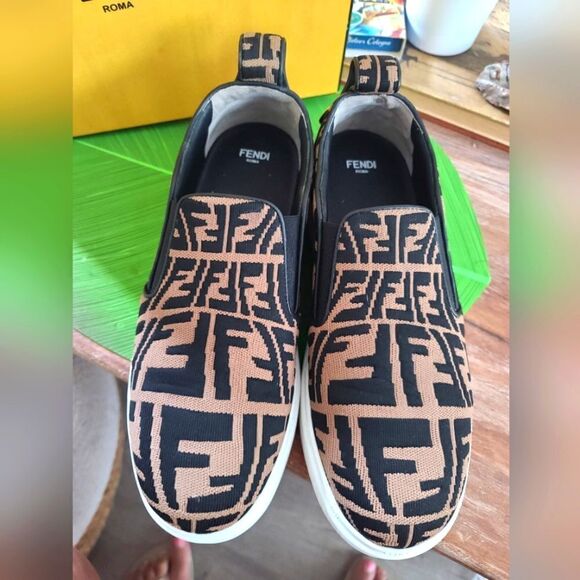 Mans Fendi Shoes Size 39 1/2 - Picture 1 of 7
